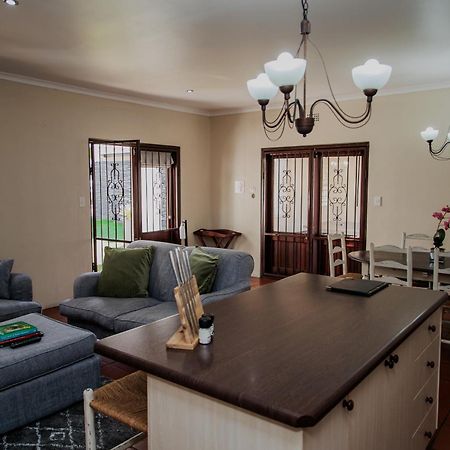 Villa Swellendam Self Catering Extérieur photo